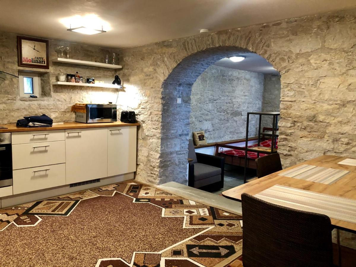 Kauba 6A Apartment Курессааре Екстер'єр фото